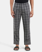 Jockey Regular Fit Checkered Pyjama with Side Pockets - Quite Shade